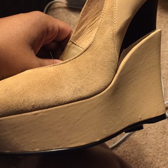 Tan Platform Wedge Pumps - Picture 4 of 6